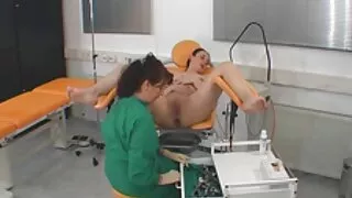 La chatte lubrifiée de Suzuka Ishikawa est baisée avec des jouets video sexe amateur française sexuels
