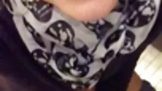 Un pervers pervers attache une chienne et la baise furieusement dans le video de porno francais cul
