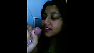 Un mec excité baise la film sex porno francais demi-soeur ringarde Binky Beaz et jouit sur ses lunettes et ses bretelles