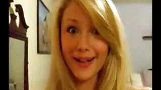 La film erotique gratuit francais charmante Japonaise Yui Misaki montre sa chatte pleine de lait
