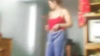 la ménagère asiatique coquine nozomi hazuki film porno en français gratuit fait une pipe à un plombier coquin