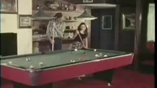 La fille d'ébène nue Lala Ivey nage video porno francais streaming dans la piscine avant d'avoir des relations sexuelles folles avec son voisin blanc