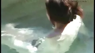 Salope blonde séduisante mince et plantureuse film porno vf va monter une bite forte et chaude à l'orgasme
