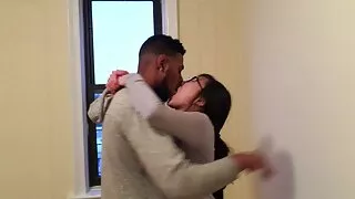 Séduisante bombe sexuelle asiatique aux gros seins suce un assez film francais erotique gratuit long outil noir et aime baiser