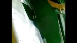 Chatte extrêmement poilue de Sakura Anna ludique baisée film x vf avec les doigts